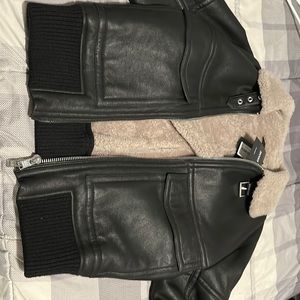 Hugo Boss Men’s Black Leather Jacket 38R